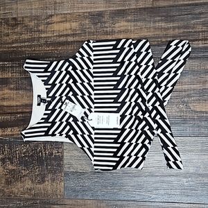 Express Body Contour Crop Top